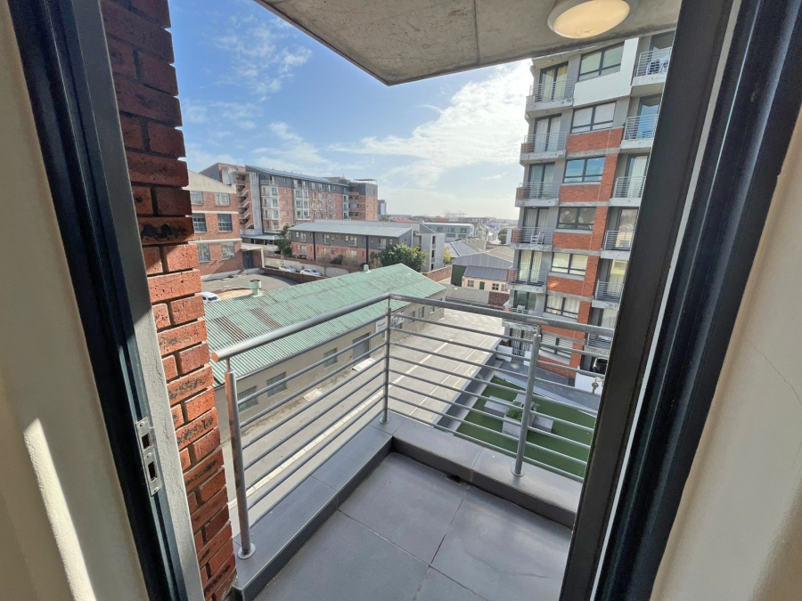 2 Bedroom Property for Sale in Observatory Western Cape